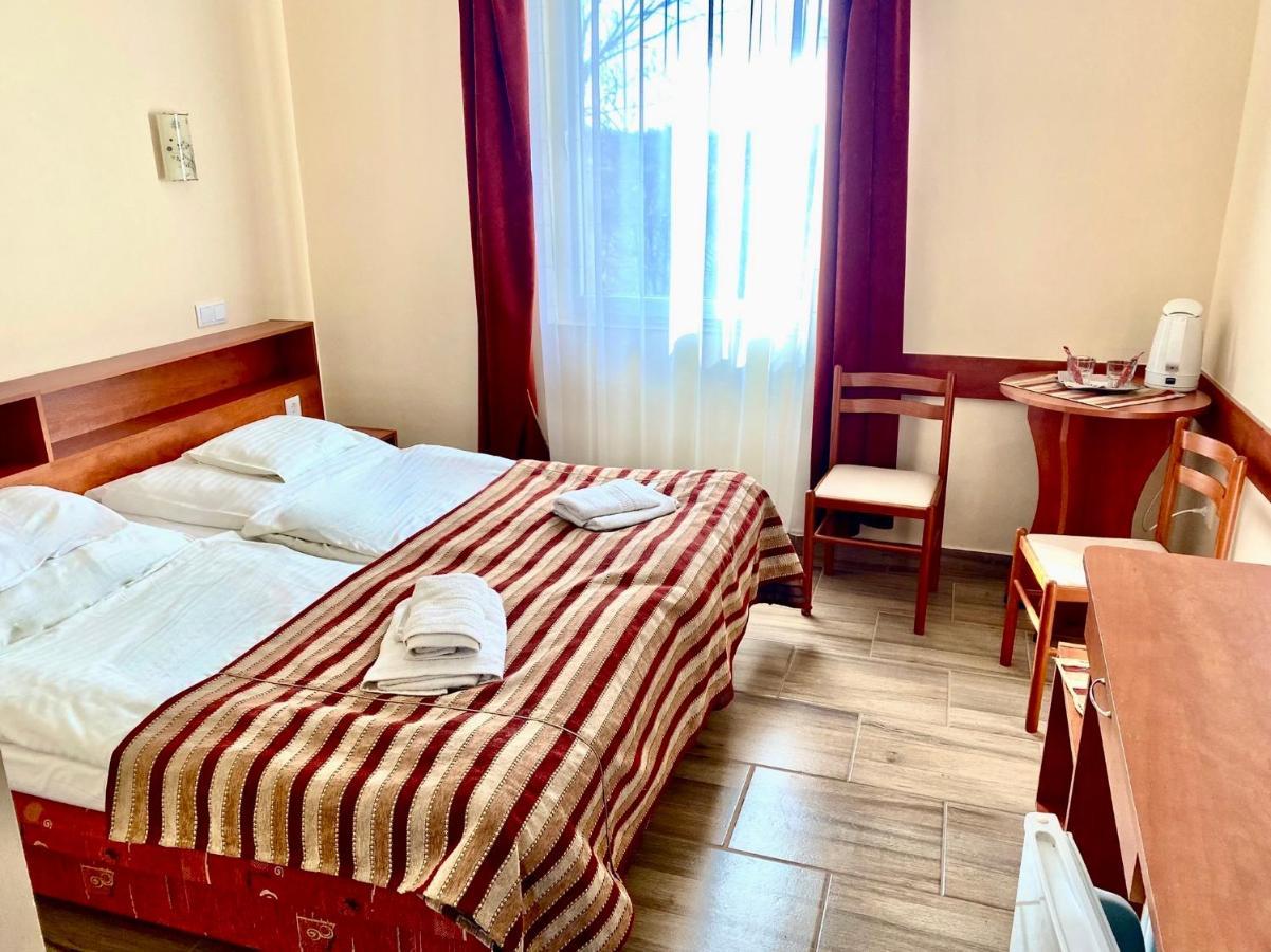 Ligetalja Termal Hotel Peneszlek Exterior foto