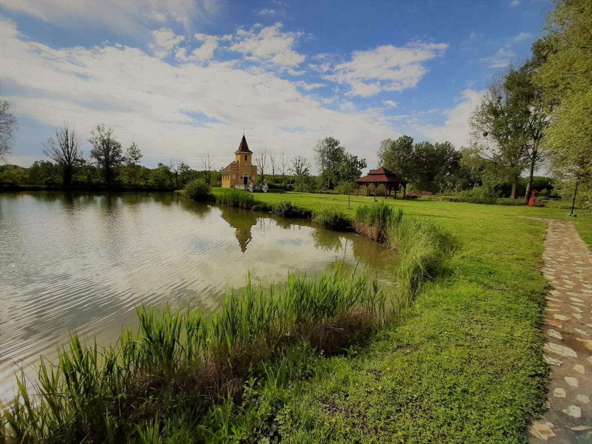 Ligetalja Termal Hotel Peneszlek Exterior foto