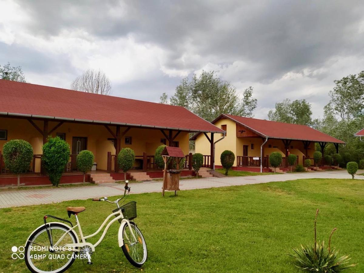 Ligetalja Termal Hotel Peneszlek Exterior foto