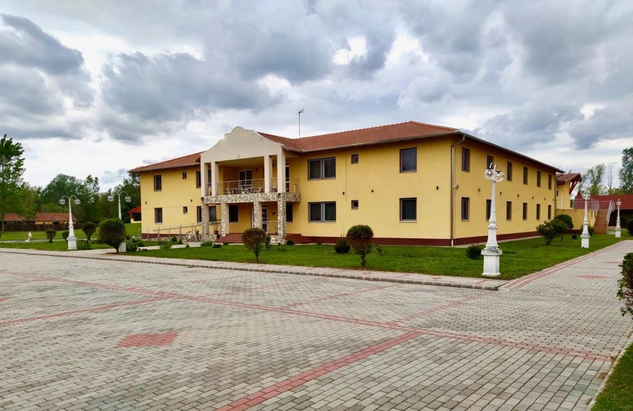Ligetalja Termal Hotel Peneszlek Exterior foto